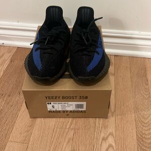 YEEZY BOOST 350